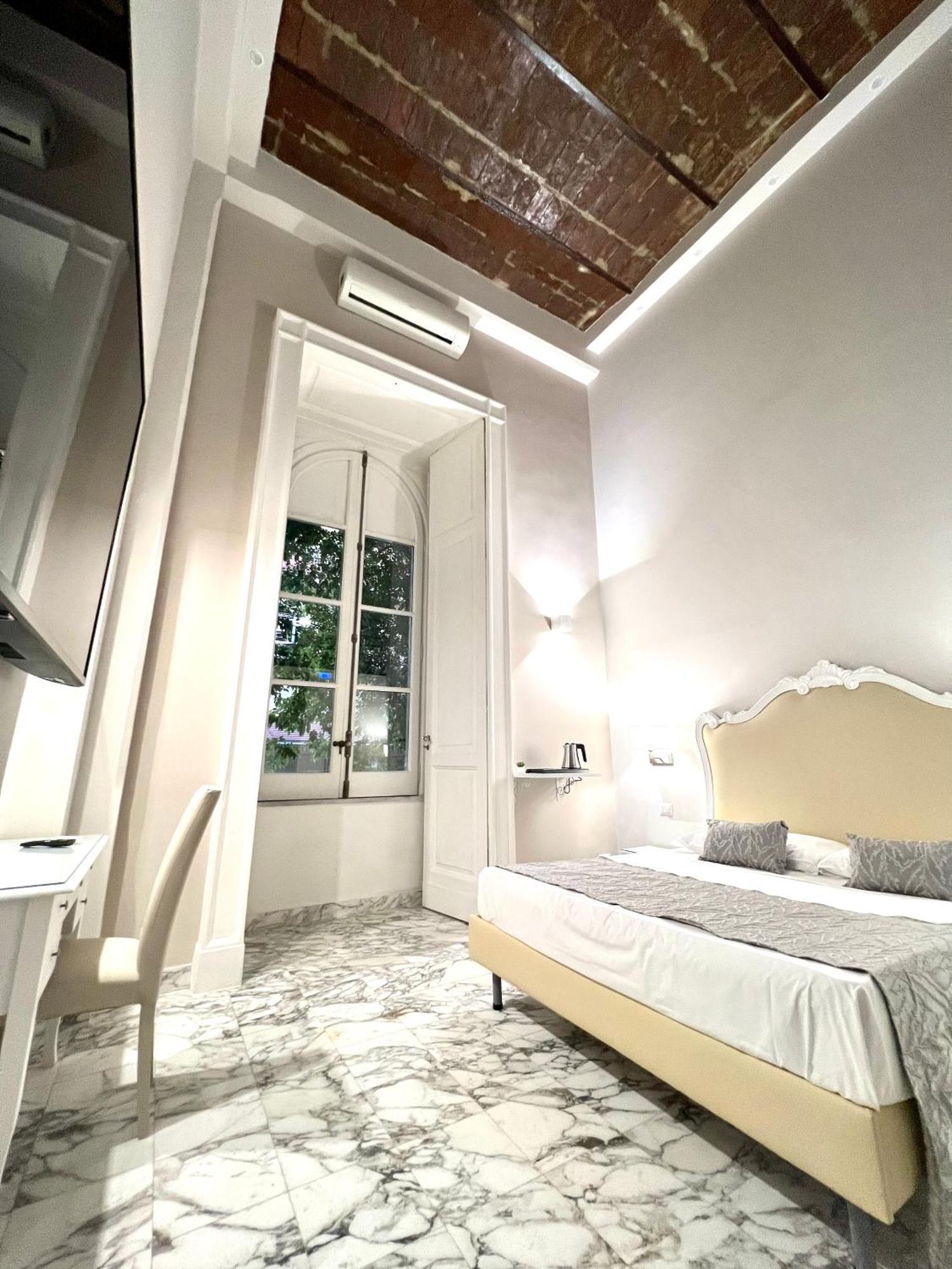 Miluar Luxury B&B - Vanvitelli Nápoles Exterior foto